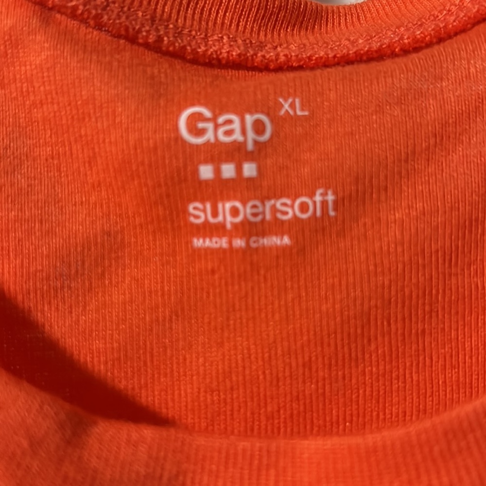 Gap Shirt - Picture 4 of 5